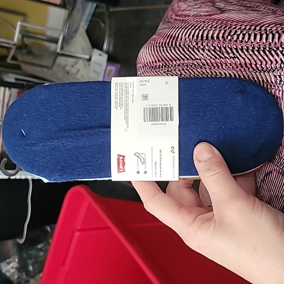 Levi’s No Show Superior Comfort Anti-Slip Socks Women's Size 6-11 - Picture 3 of 3